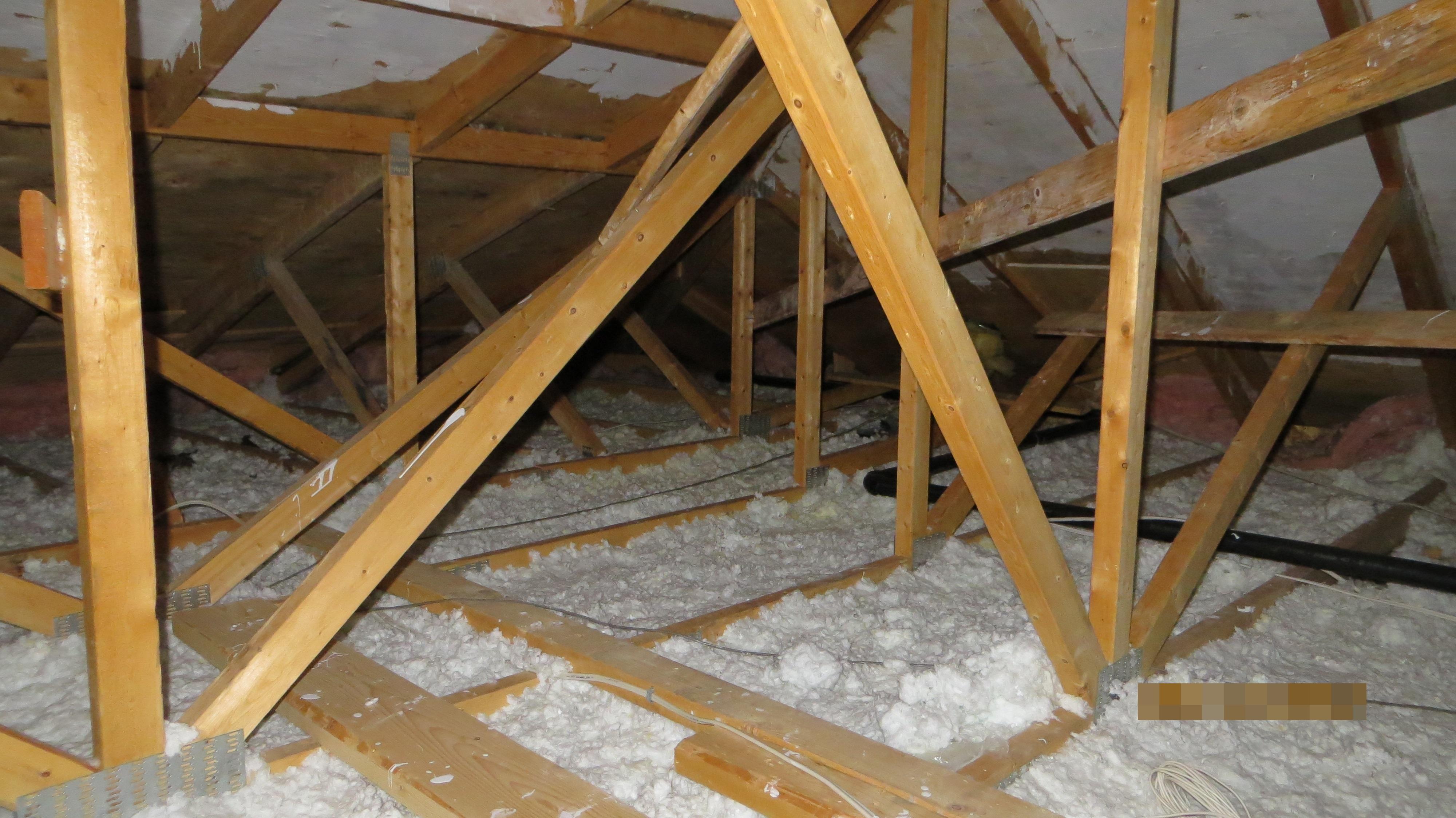 Very low graded insulation in Attic